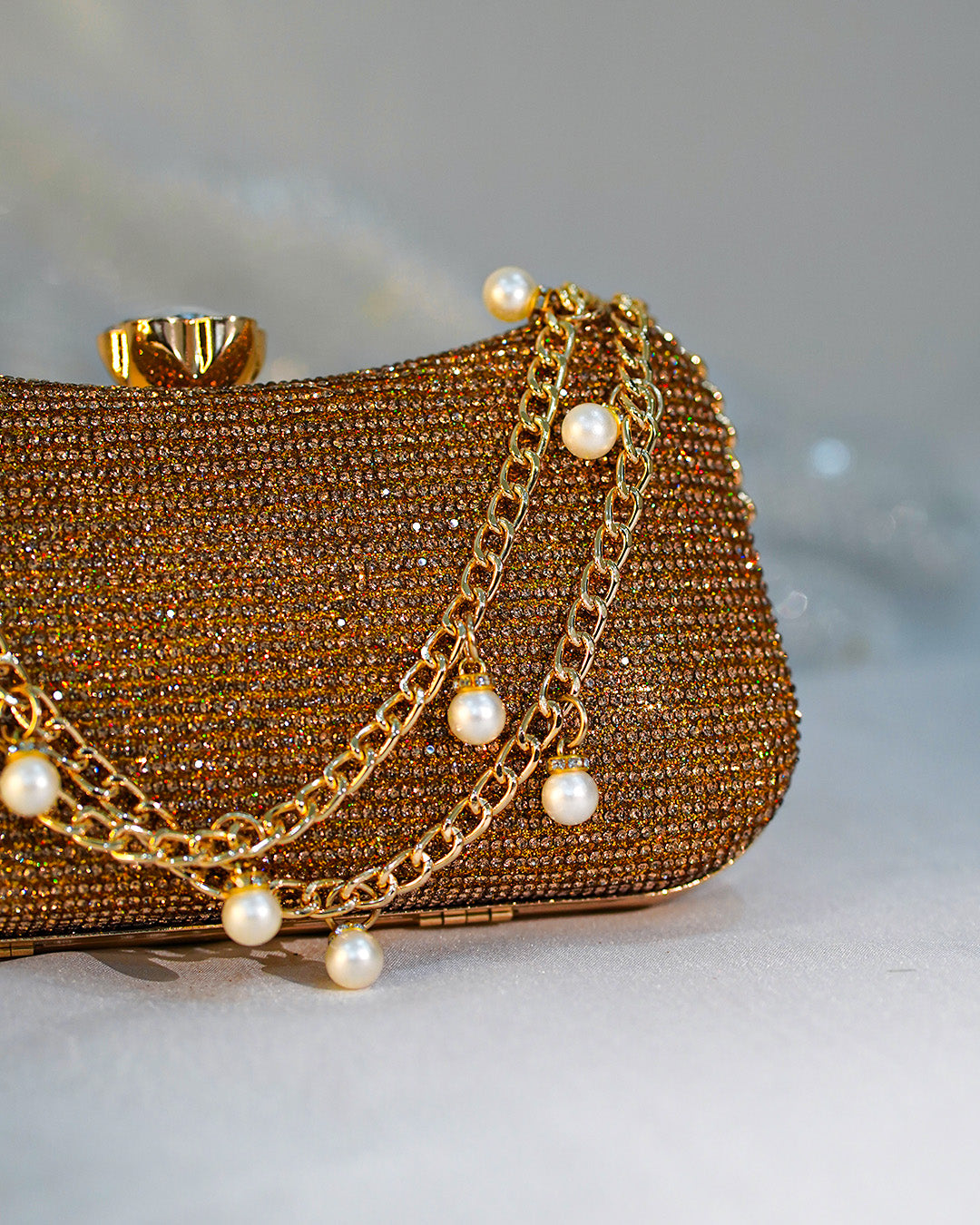 Lustre Clutch Gold