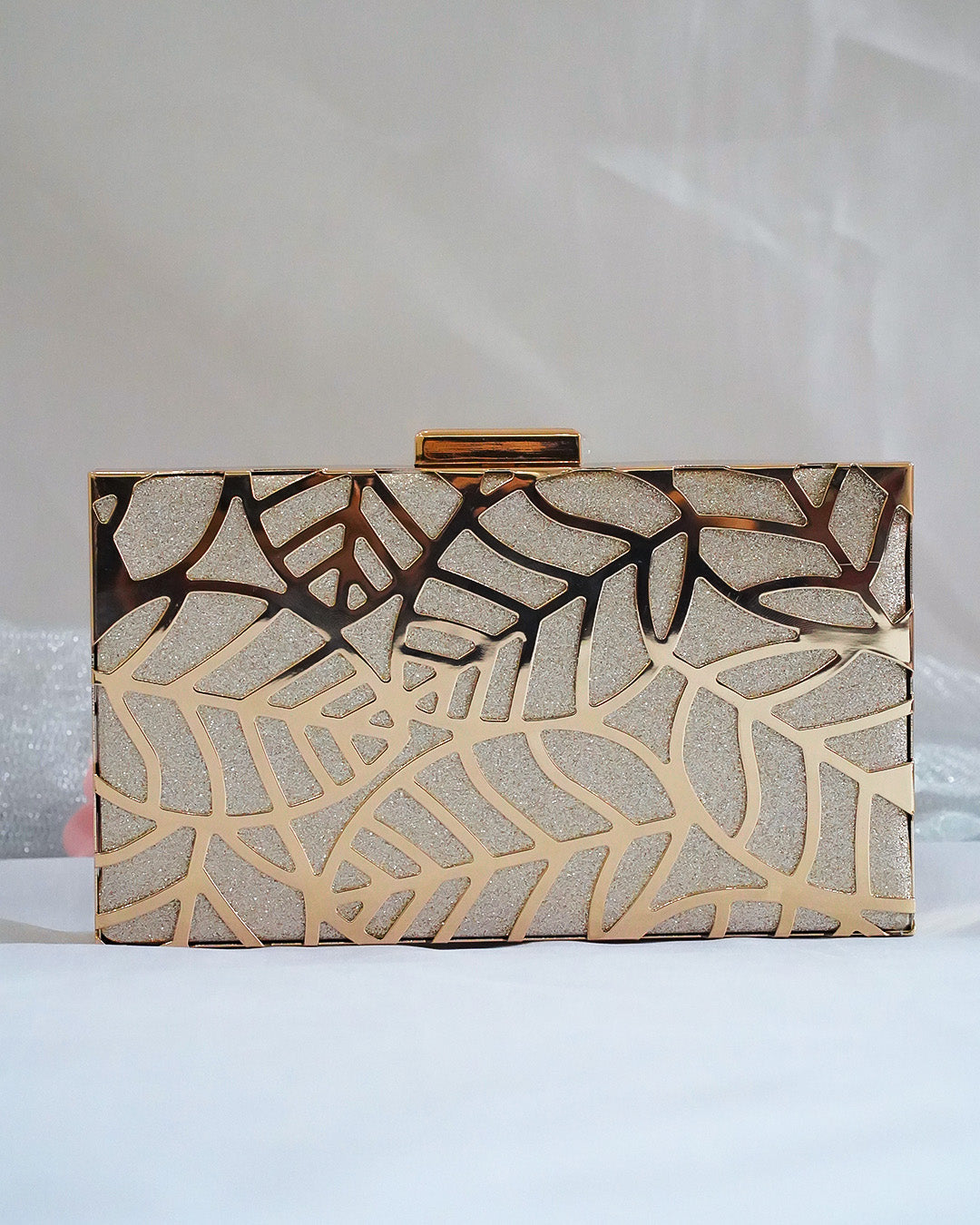 Leafora Clutch Gold