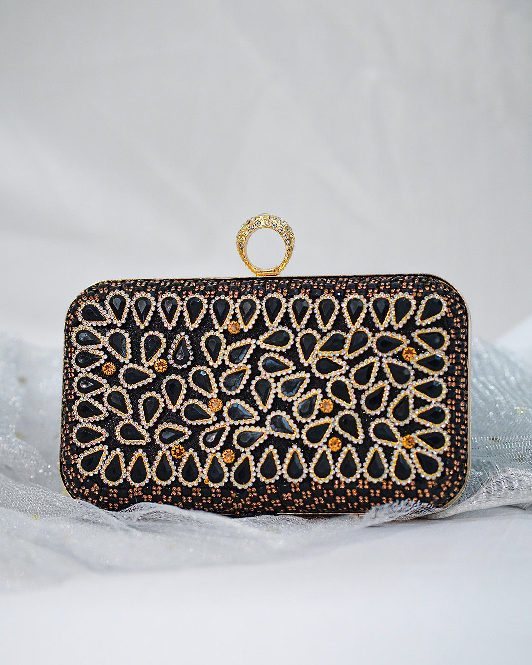 Gleamira Clutch Black