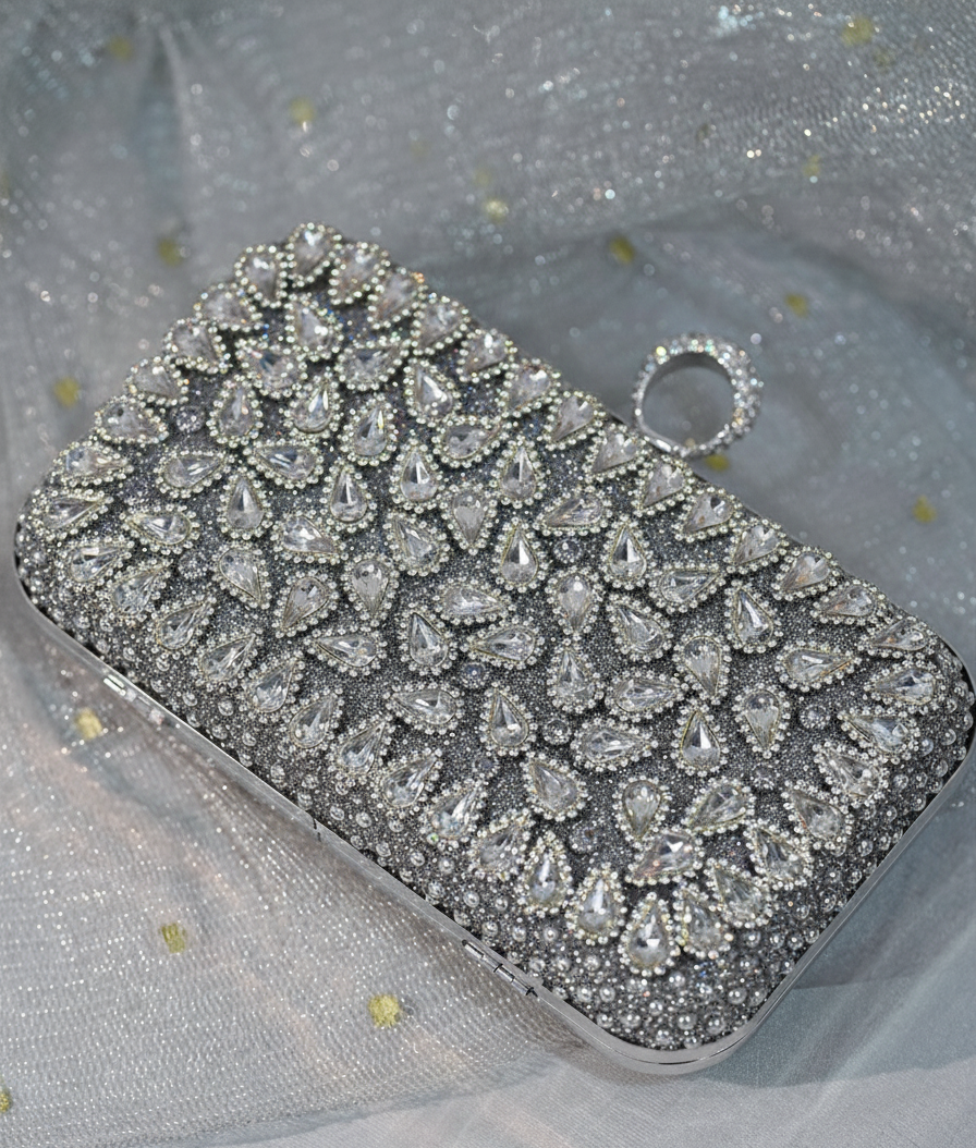 Gleamira Clutch Silver